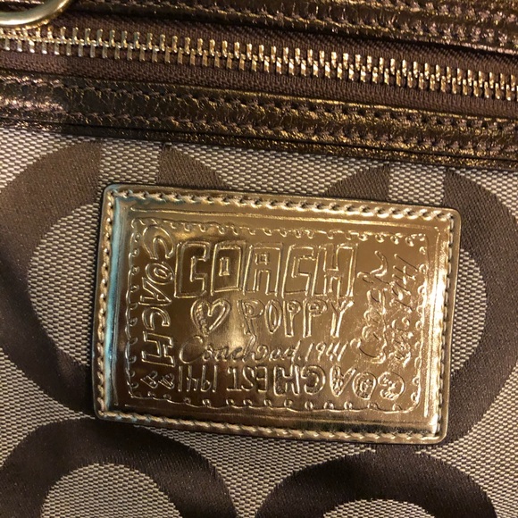 Coach Bag - Picture 2 of 8